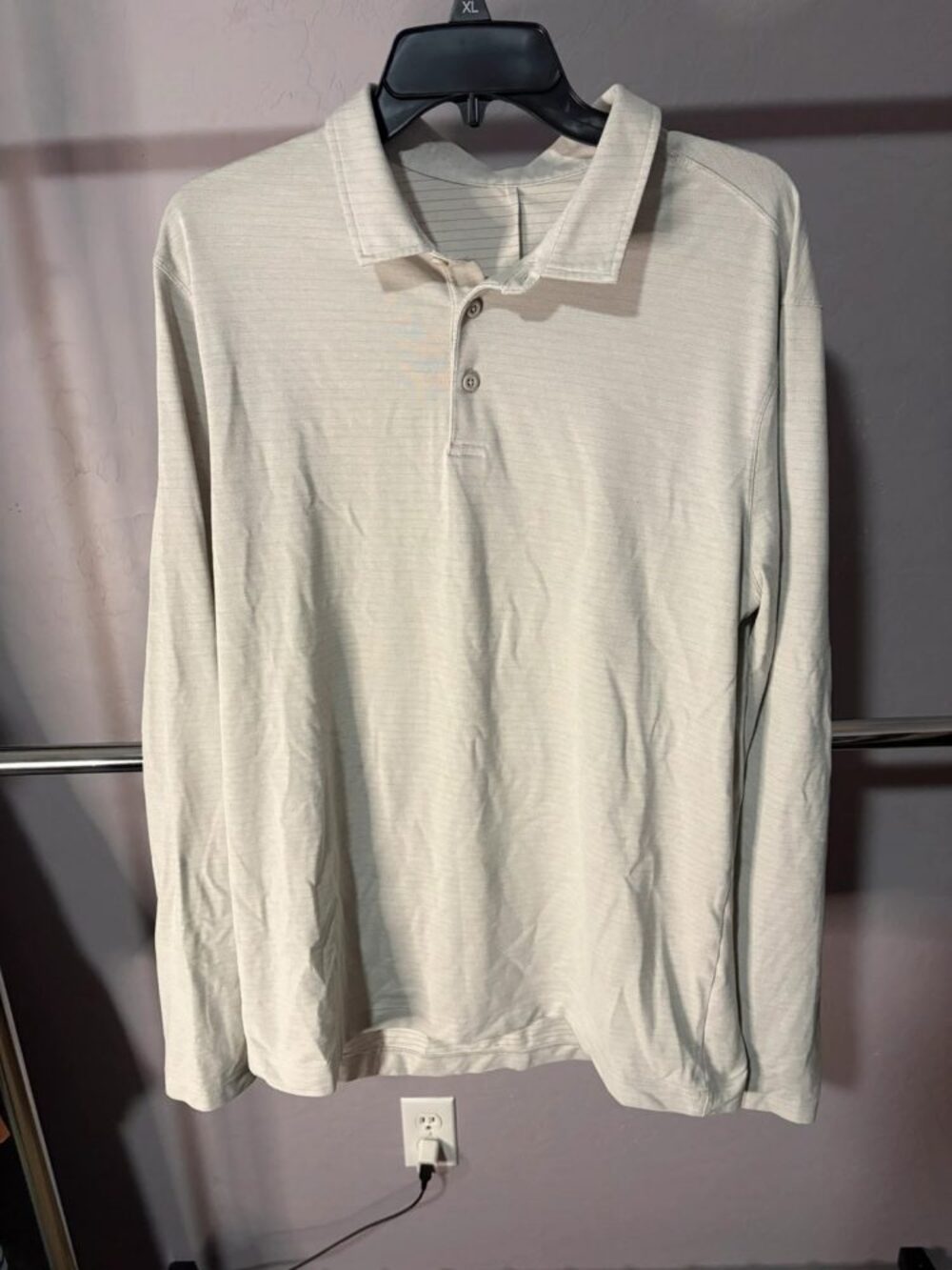 Lululemon men’s top